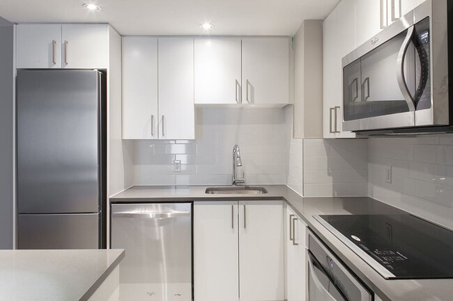 Photo - 4800 Maisonneuve Blvd W Unité 702