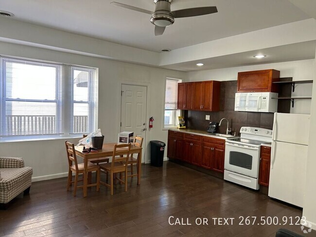 Building Photo - 120 S 46th St Unit B Rental