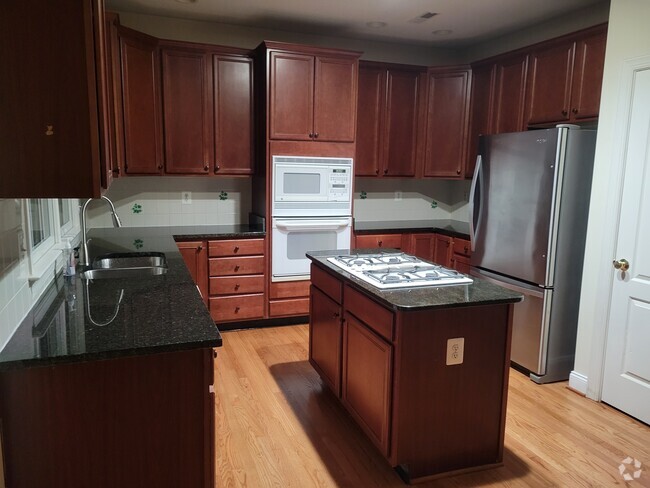 Building Photo - 18403 Polynesian Ln Rental