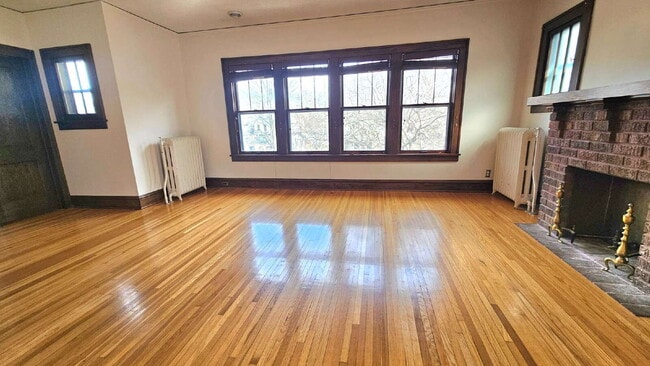 Photo - 4536 Grand Ave S