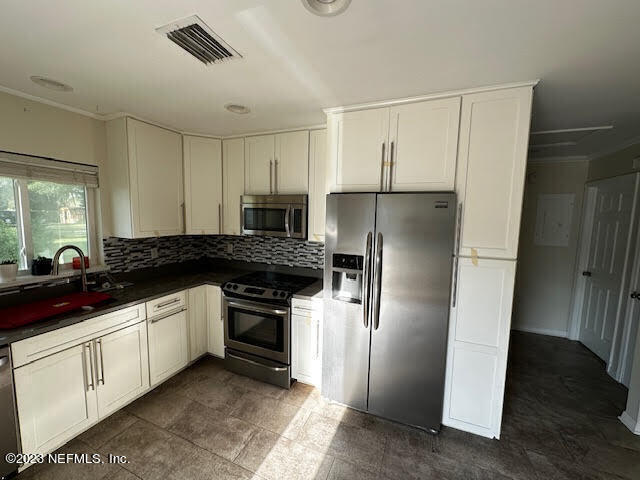 Photo - 1711 Naldo Ave