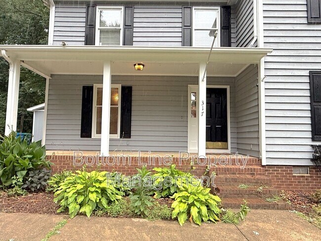 Photo - 317 Treeline Dr