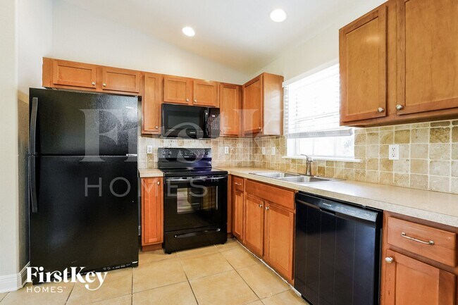 Photo - 6136 Hellman Ave