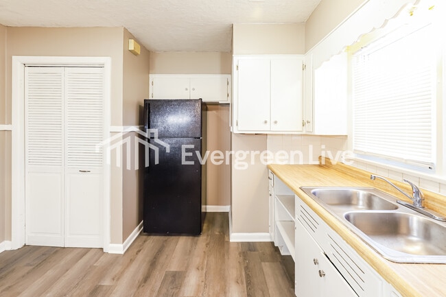 Photo - 10008 E 78 Terrace