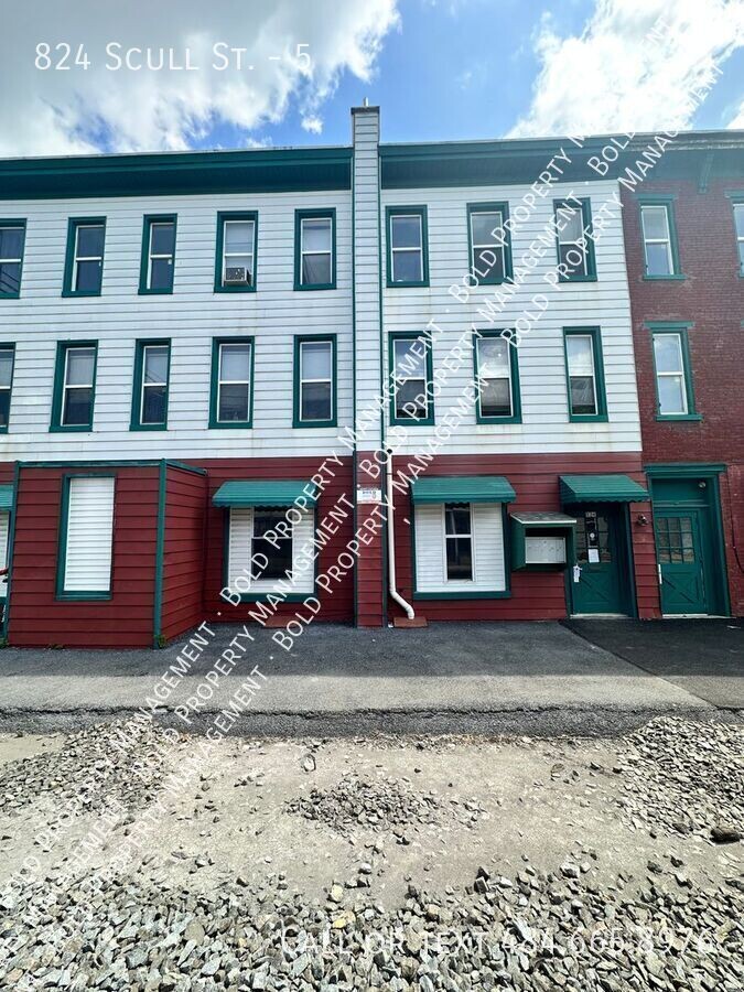 Photo - 824 Scull St Apartment Unit 5