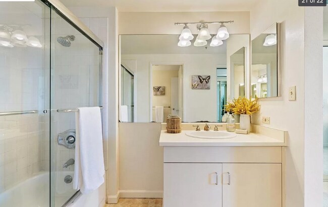 Photo - 6363 Christie Ave Unit 2312