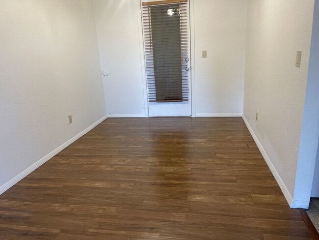 Photo - 2470 S. Mt. View Unidad B