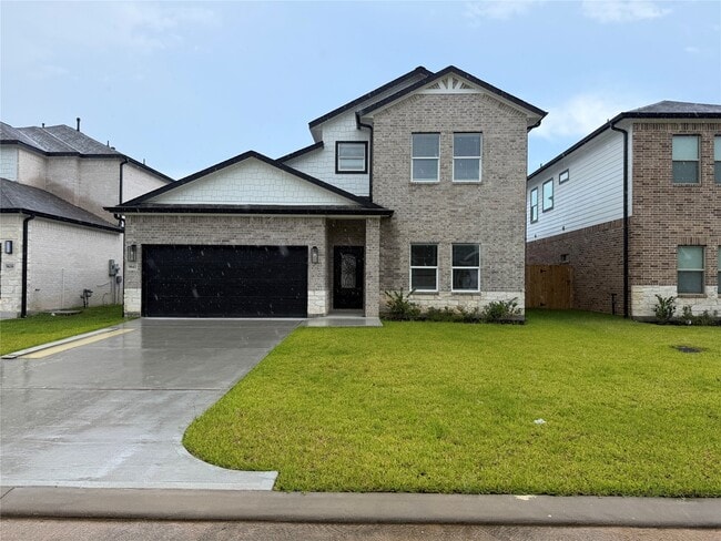 Building Photo - 9643 Champion Heavens Dr