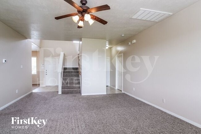 Photo - 4722 Shale Dr