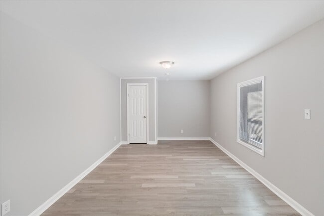 Photo - 1227 E 38th St Unidad B