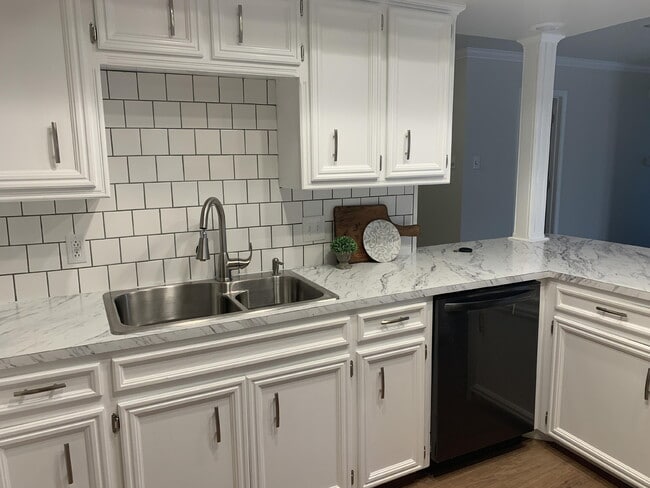 Photo - 9714 Orlando Ave