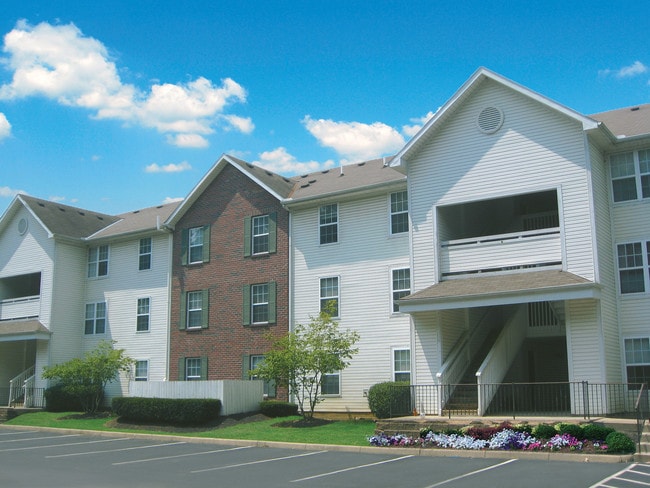 Building Photo - Forest Brooke Rental