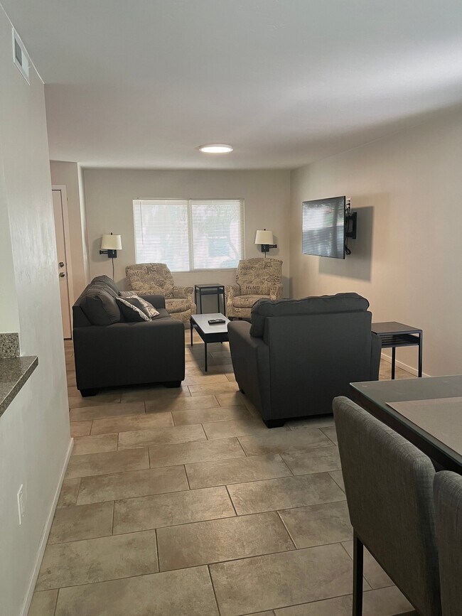 3409 E Bellevue St Unit 3409 E. Bellevue St