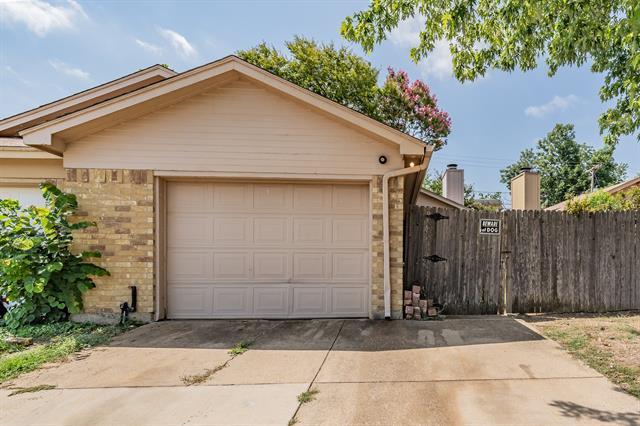 Photo - 2607 Woodmont Trail Townhome