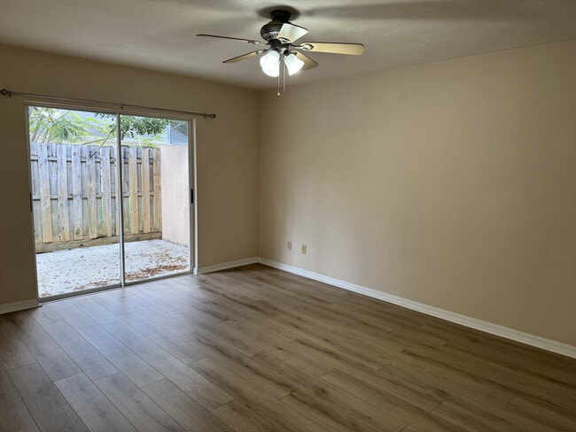 12303 Londonderry Ln