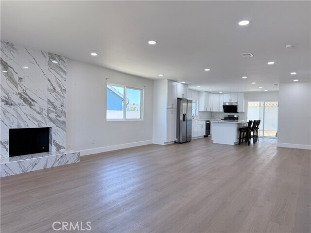 12650 Cypress Ave