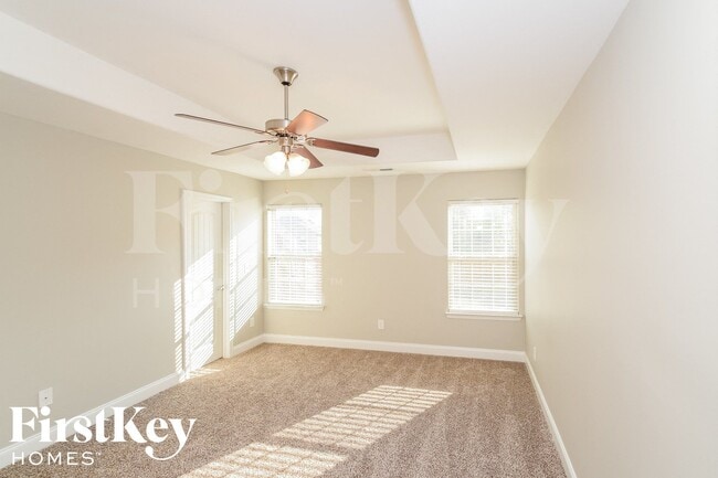 Photo - 369 Vincent St