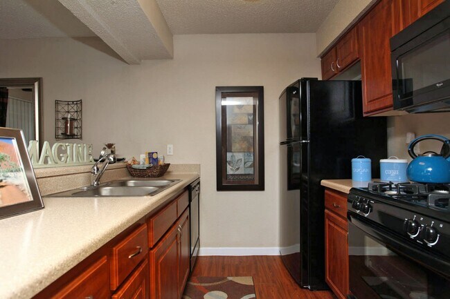 Photo - 7201 Hart Ln Unit 2-1075