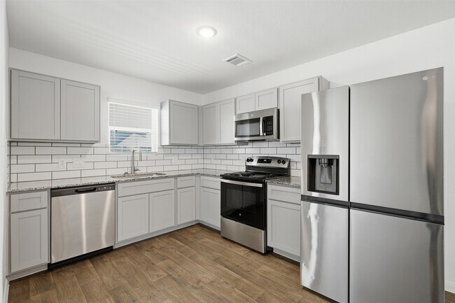 16467 Jasmine Marie Pl