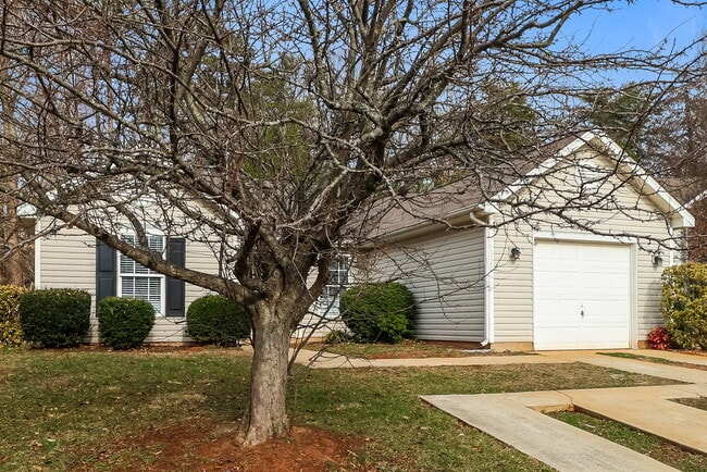 Photo - 1641 Galesburg St