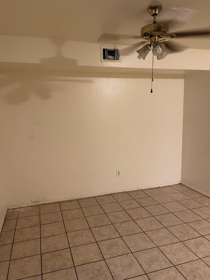 Photo - 708 Carol Lynn Dr