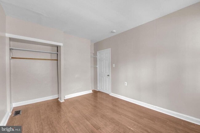 Photo - 315 Burlington Ave