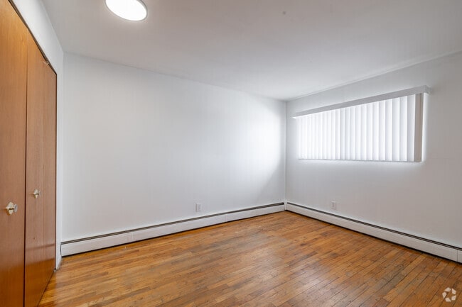 1 habitación, 1 baño - 790 pies cuadrados - Dormitorio - Belle River Apartments
