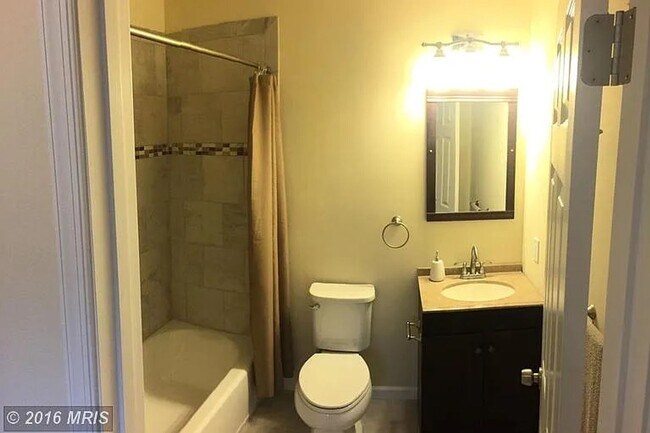 Photo - 3 Bedroom 2 Bath in Sparrows Point