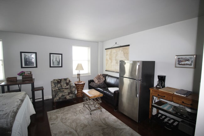 Photo - 1205 Saint Charles Ave Unidad 612