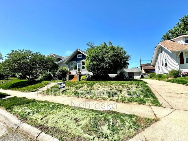 Photo - 5724 Rees St