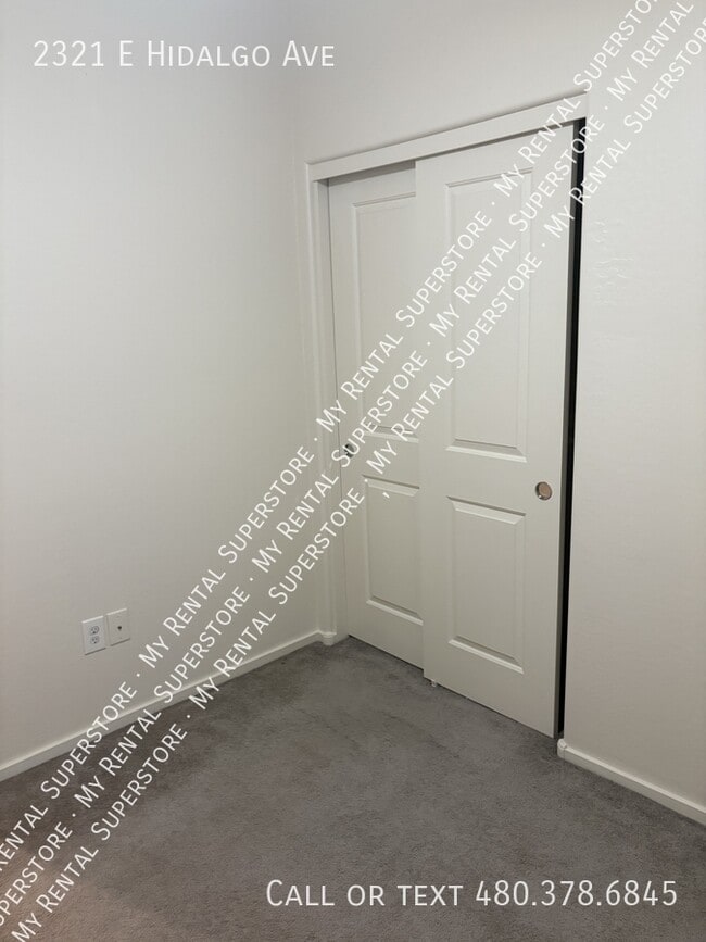 Photo - 2321 E Hidalgo Ave