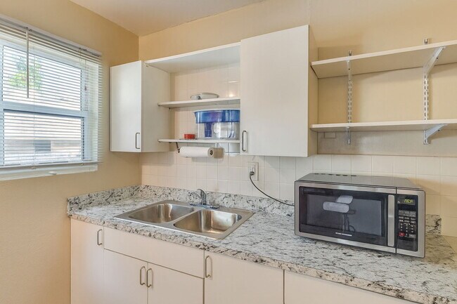 Photo - 1935 Taylor St