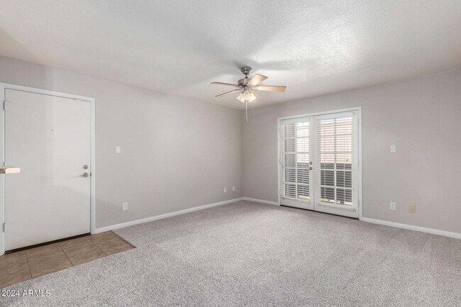 Photo - Beautiful Scottsdale 1 Bedroom Apartment! Unidad 2007