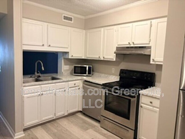 Photo - 805 Stallings Rd Unit 109
