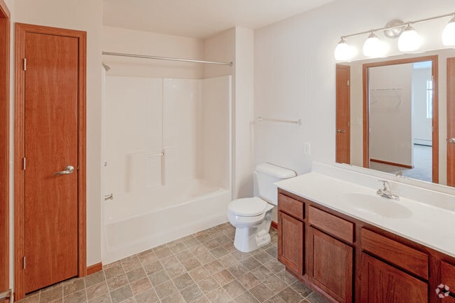2BR, 2BA