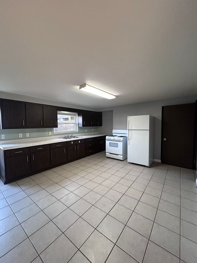 Photo - 1220-1224 Termon Ave