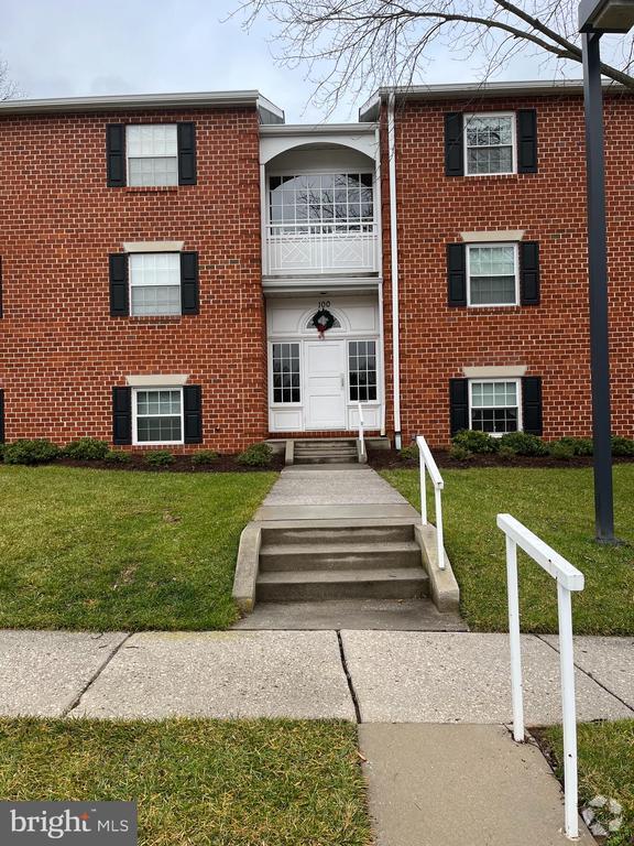 Building Photo - 100 Castletown Rd Unit 101 Rental