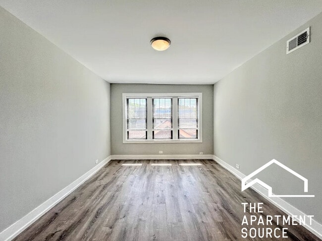 Photo - 1124 Maple Ave