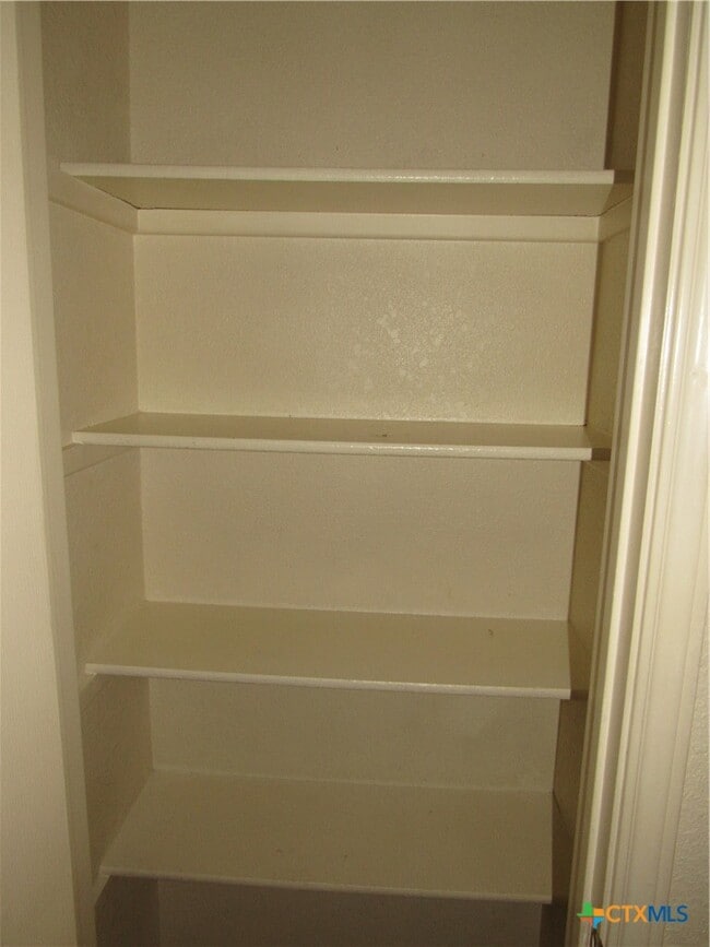 Photo - 3807 Hitchrock Dr