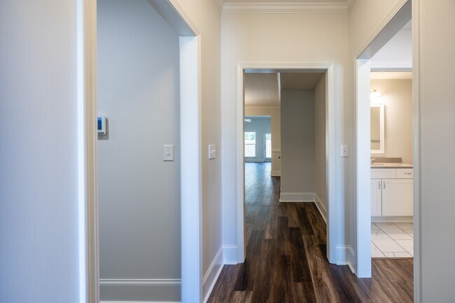 Photo - 7172 Paisley Cir