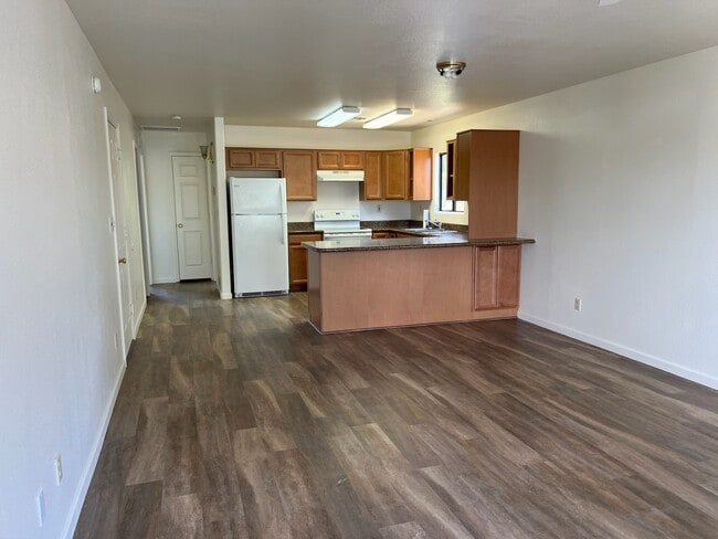 Photo - 6086 N Peak Cir Unit C