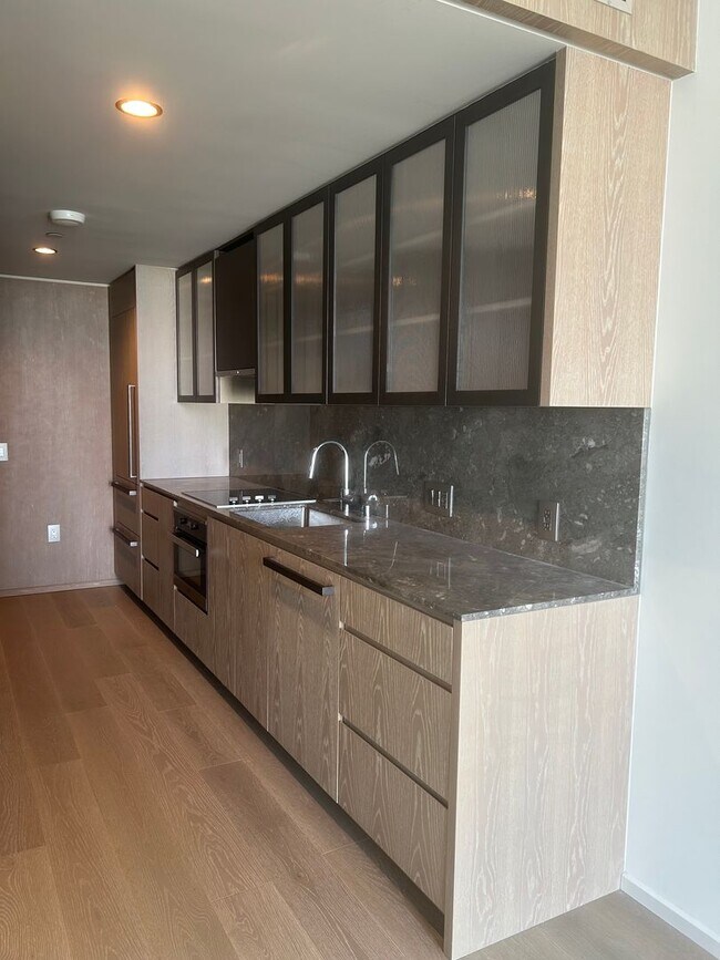 Photo - Luxury Unfurnished Studio with 1 Parking