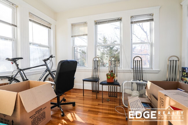 38 Lawton St Unit 1