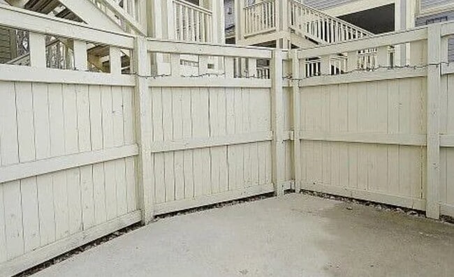 Photo - 1610 Ames Ct