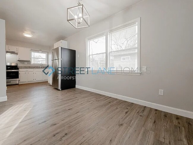 Photo - 1229 Northdale Ave