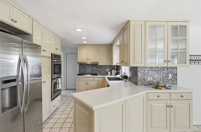 224 Warren Ave
