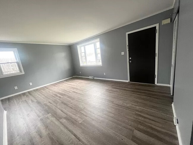 Photo - 50 Rooney Ave