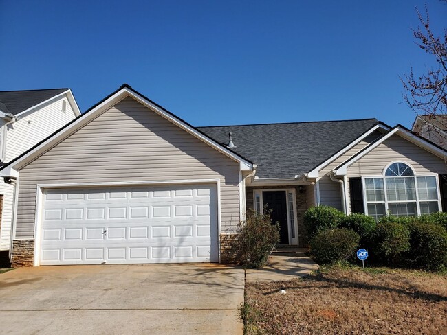 COMING SOON! McDonough 3/2 - In maintained... - COMING SOON! McDonough 3/2 - In maintained... House