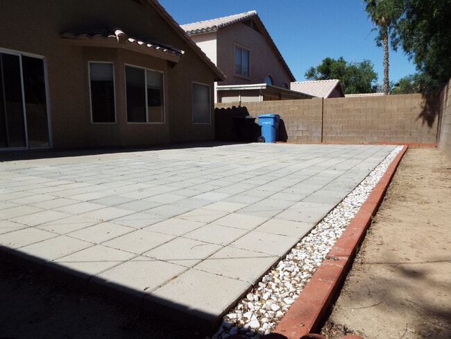 Photo - 922 W Sierra Madre Ave