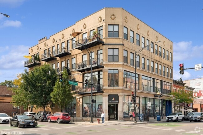 Building Photo - 1400 N Milwaukee Ave Unit 201 Rental